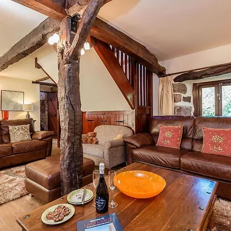 桥尾农场度假屋 度假居 *